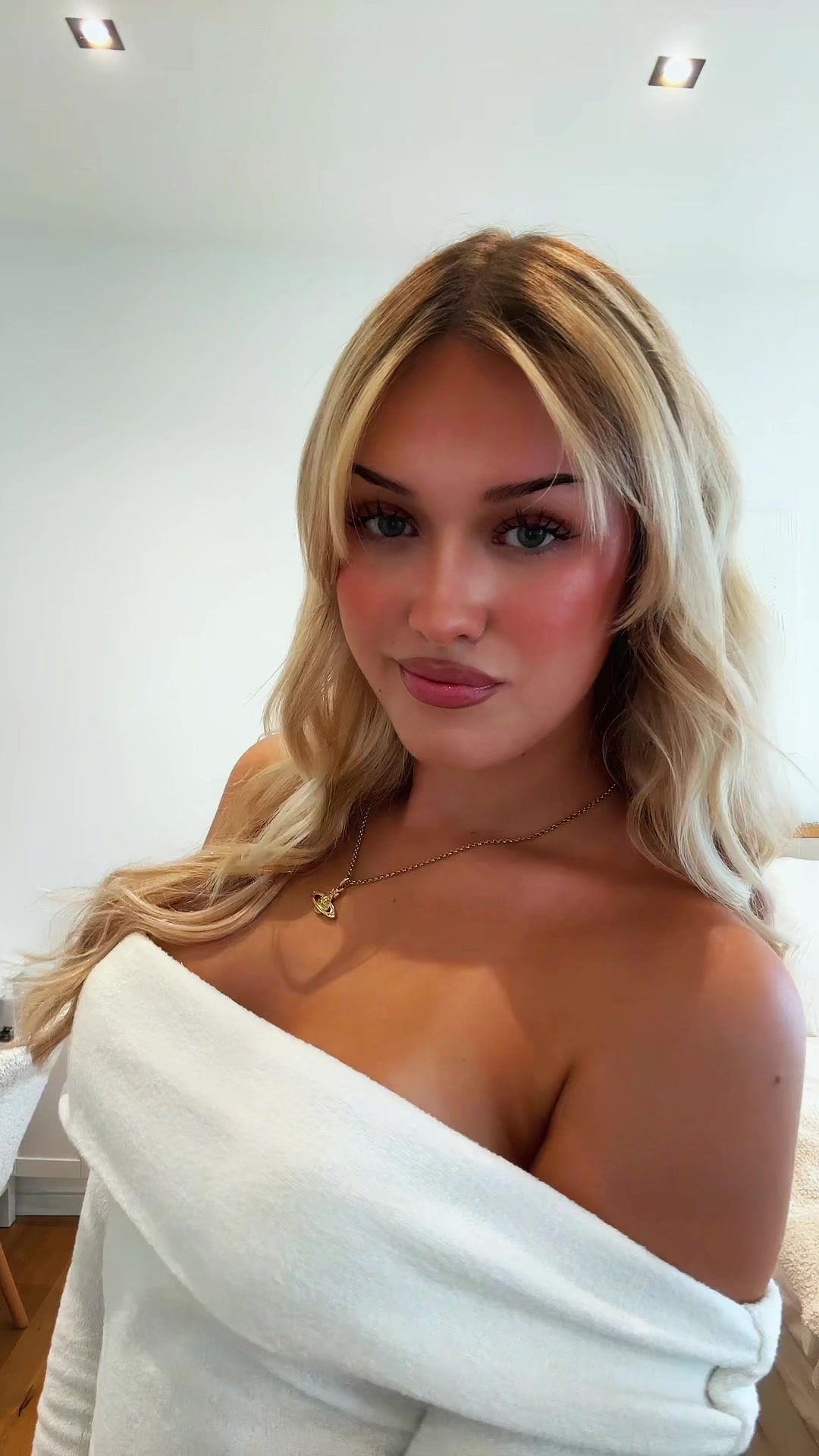 @sophiaaperlaa