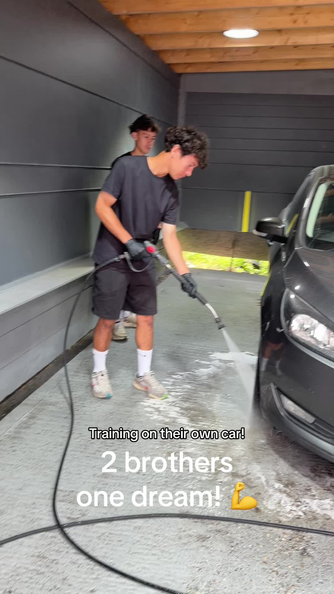 @Custom Detailing
