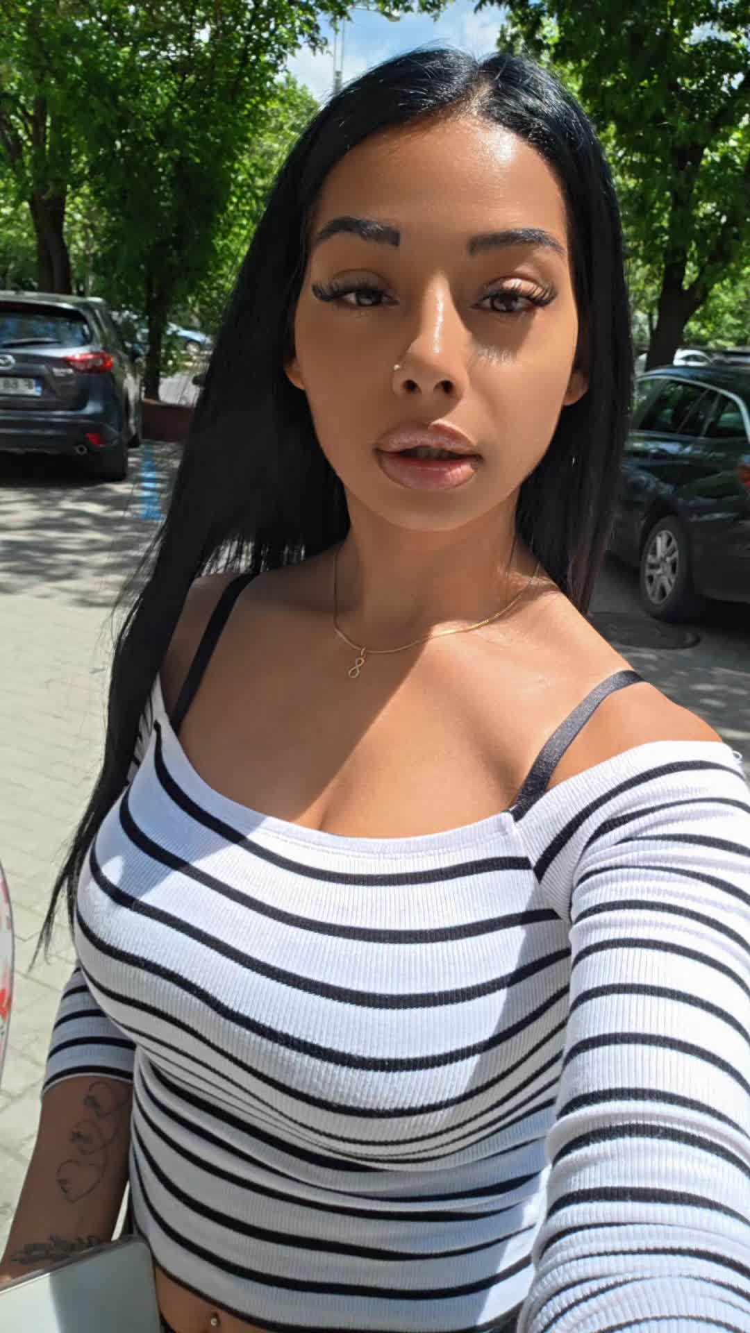 @Lavinia_Willson