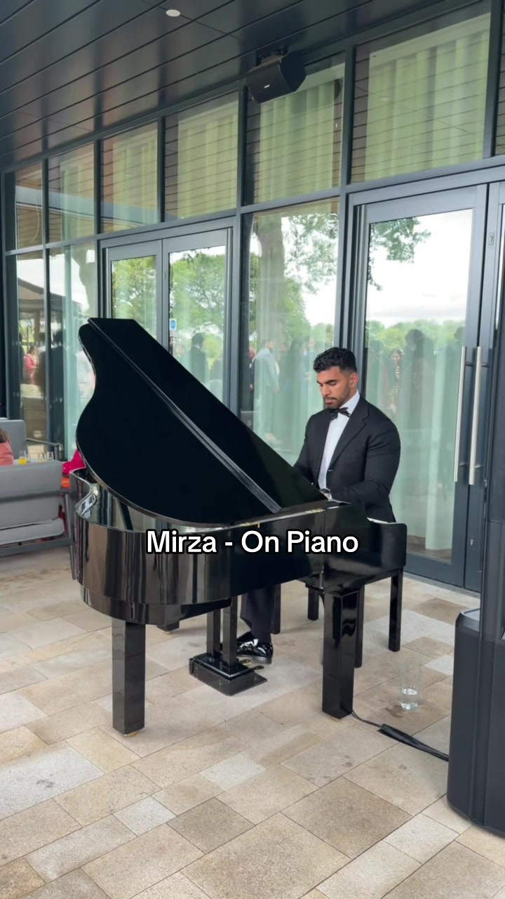 @Karan On Piano