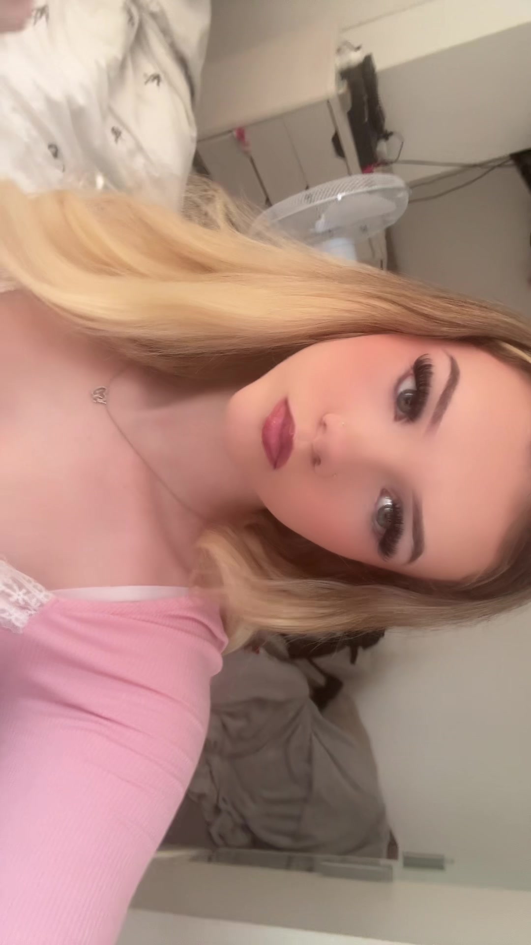 @𝐛𝐞𝐜𝐬 ❤︎︎
