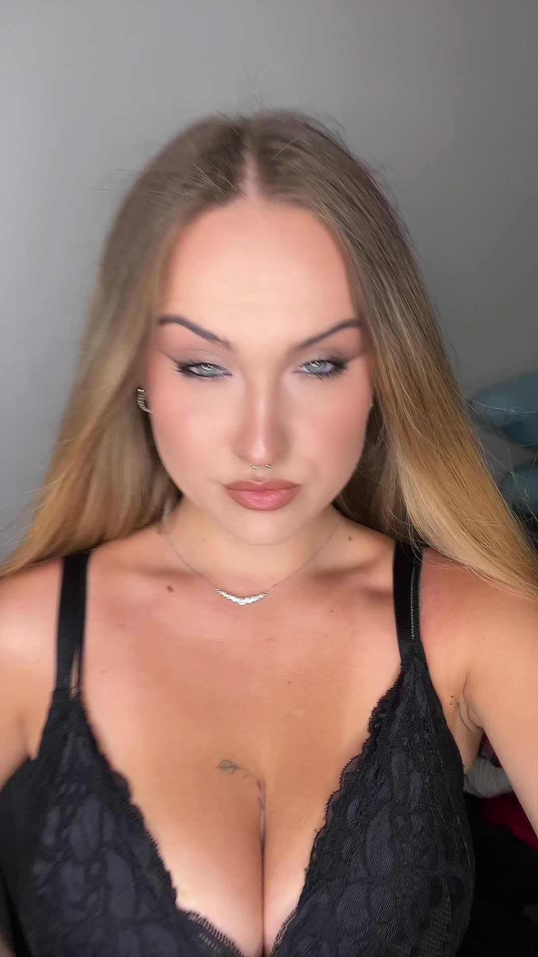 @Viuu