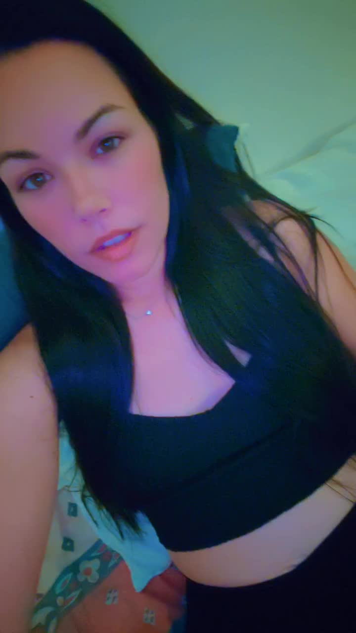 @Angelina_66