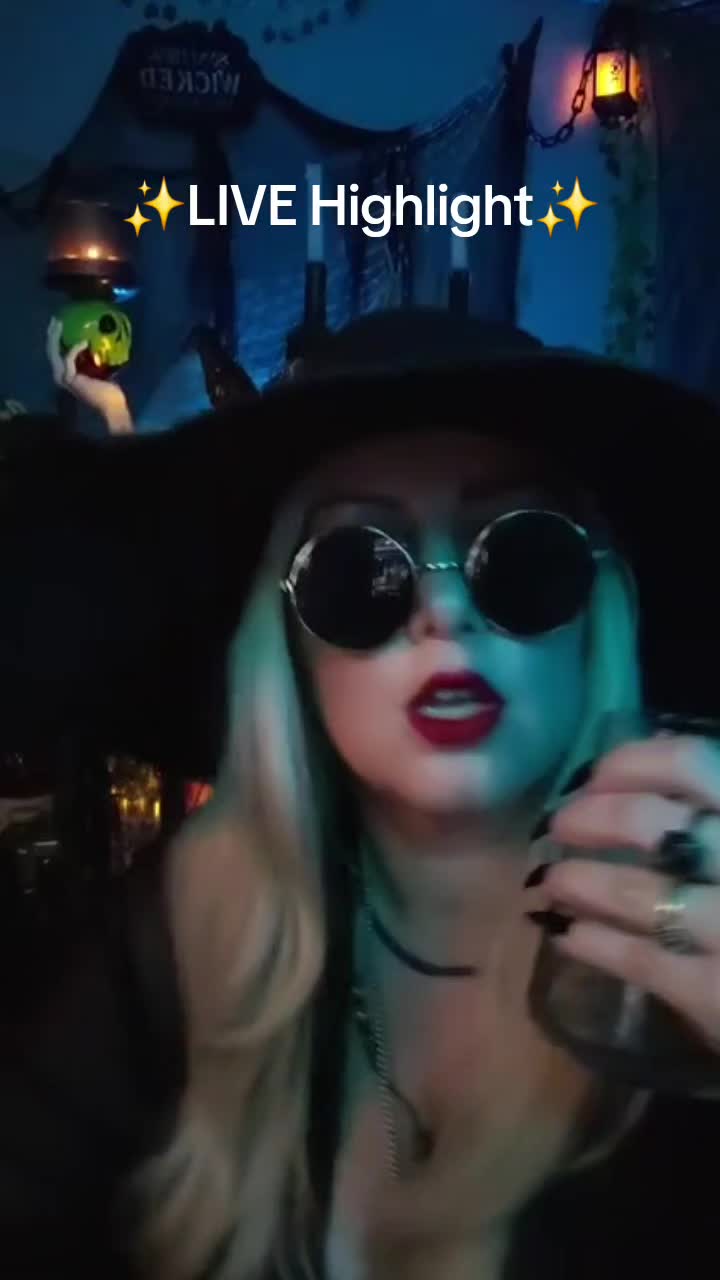 @SHAUNA 🏴☠️