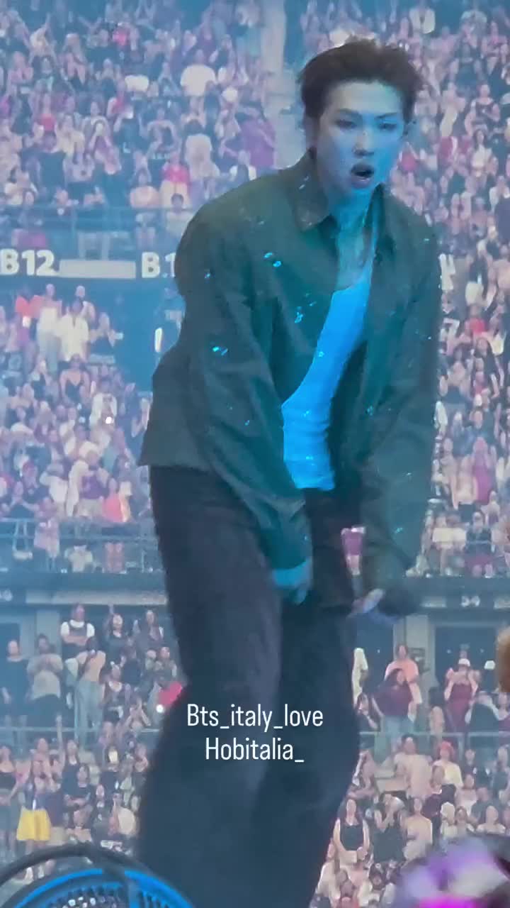 @BTS ITALY LOVE