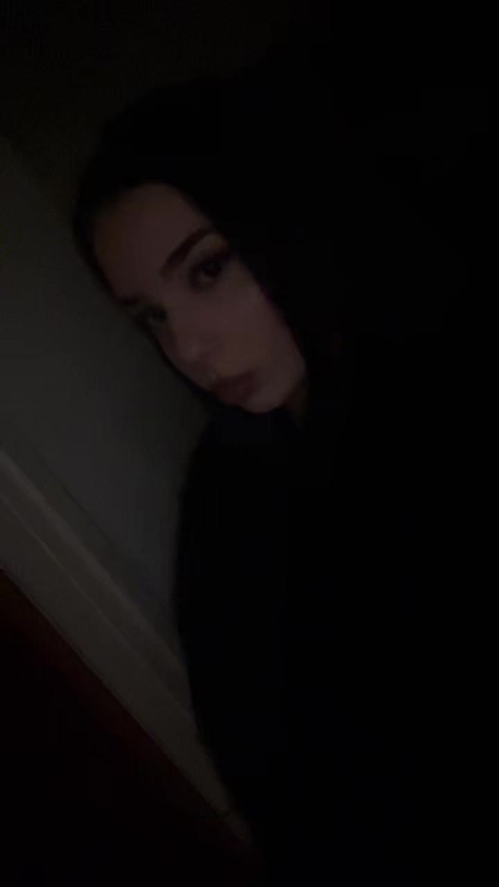 @🐰