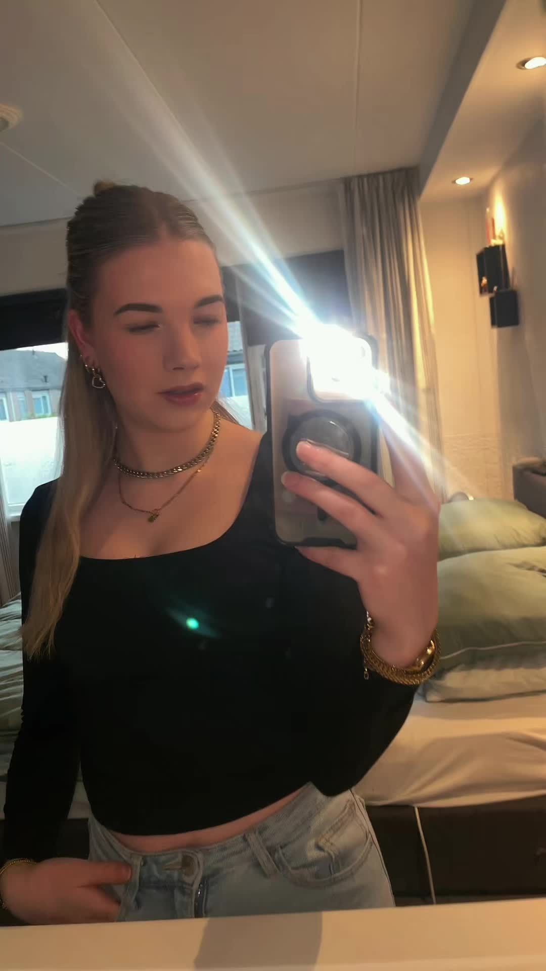 @Indyrorijex