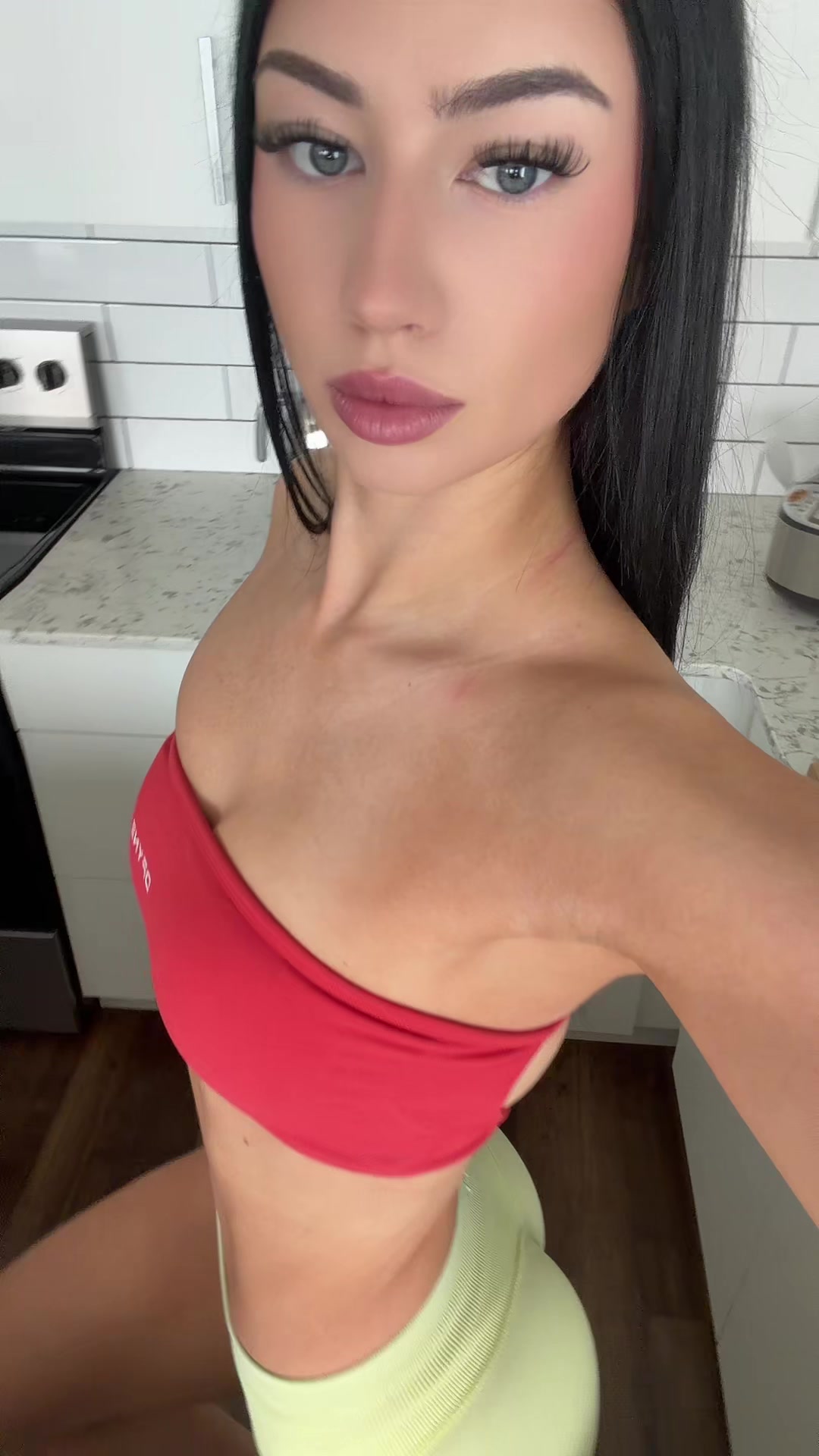 @Jazmeraz