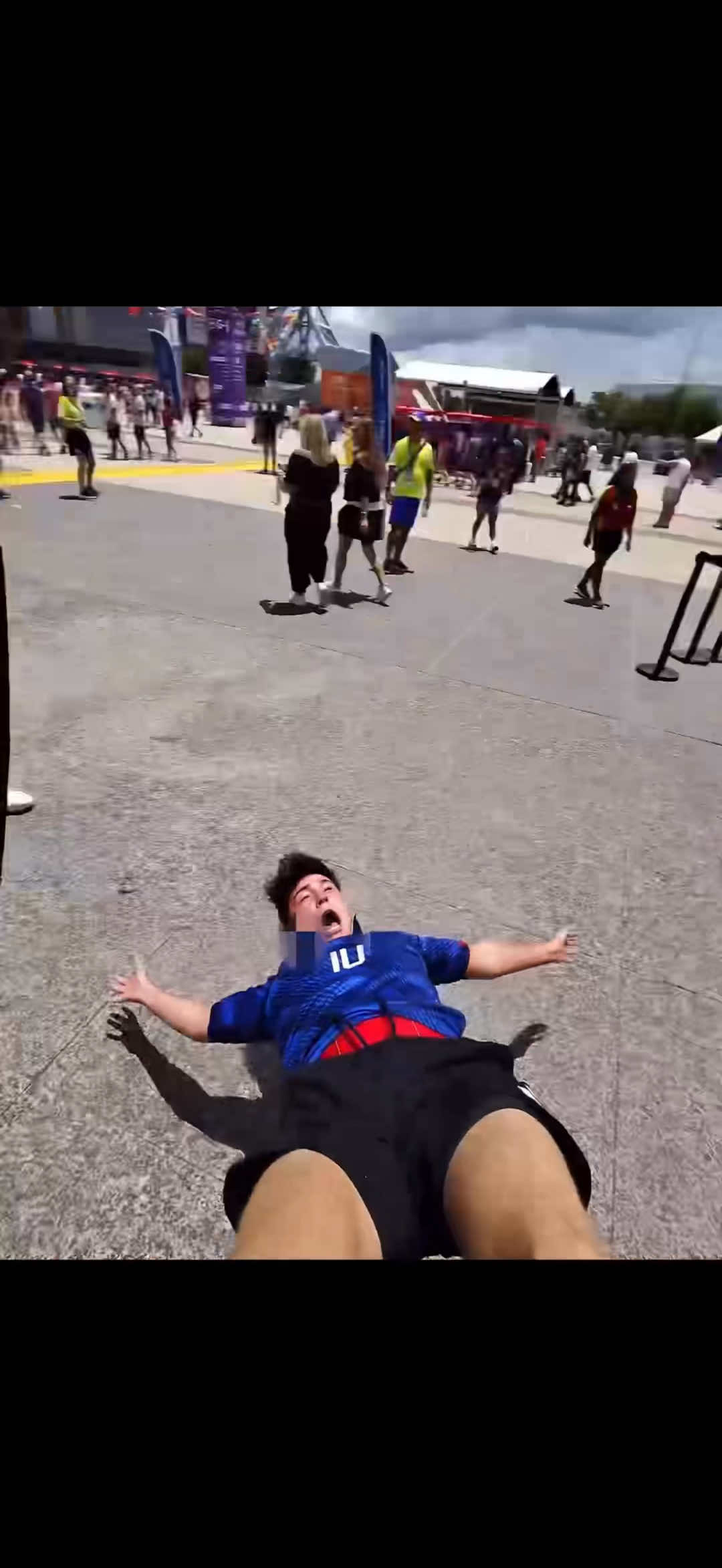 @alessandrorizzz
