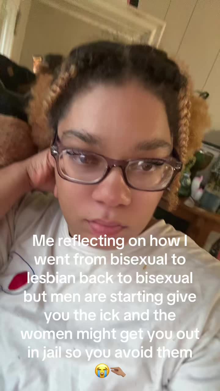 @Essence Tamara Moore