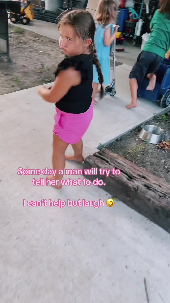 @BrittineeWESTXWIFE
