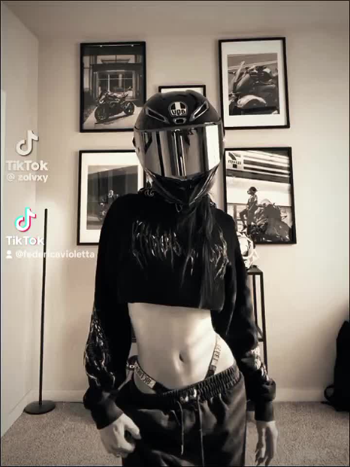 @🩷🌷𝓑𝓲𝓴𝓮𝓻 𝓕𝓪𝓷🏍️❤️