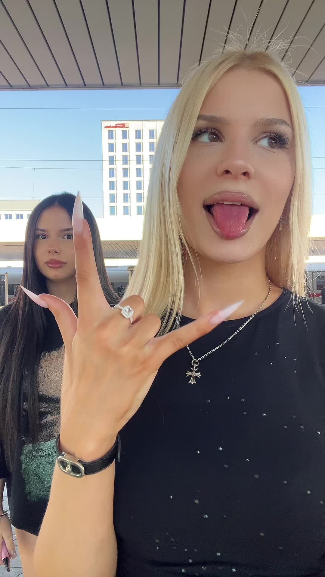 @hehatesuls