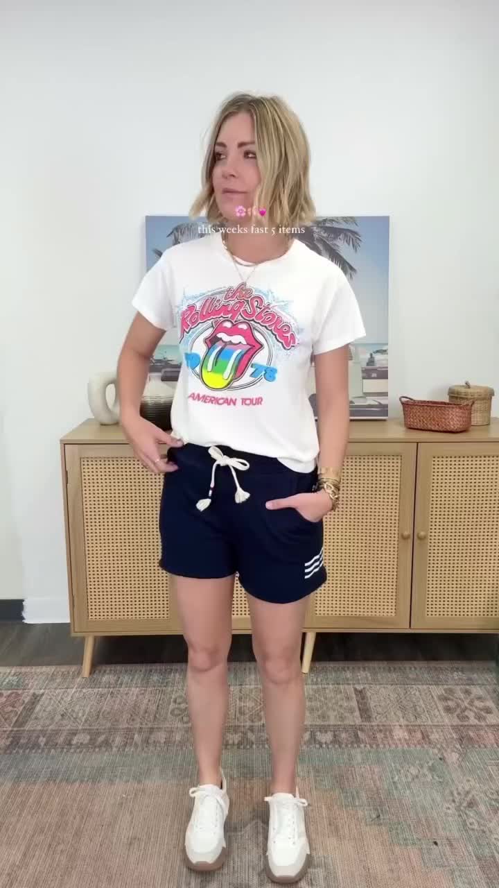 @Mia_Alexander