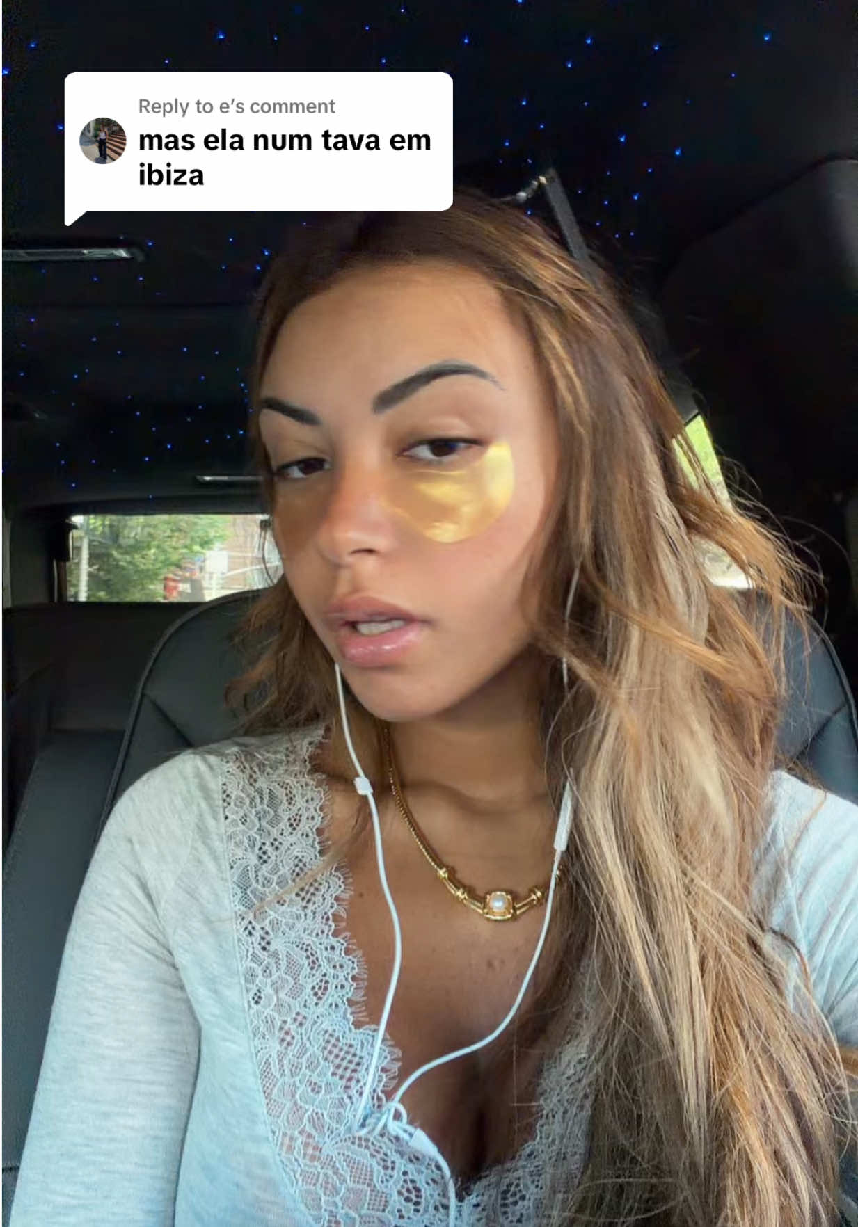 @gabriela moura