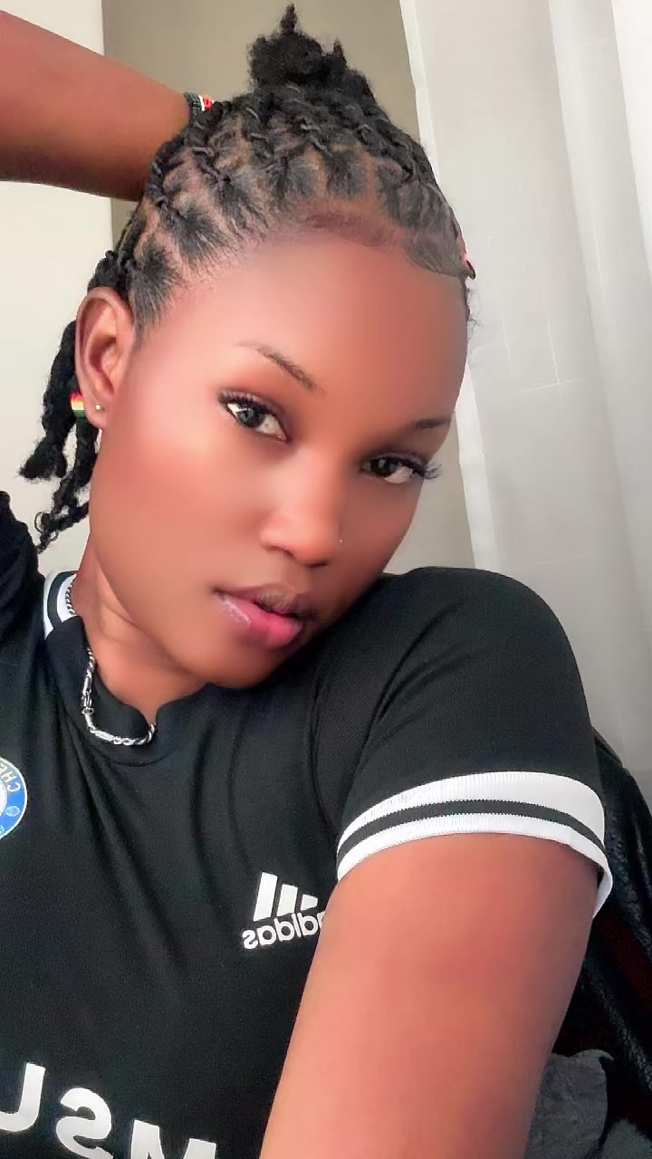 @Soniah_Empress👑