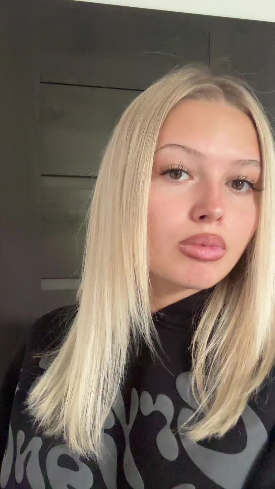 @𝑆𝑧𝑐𝑧𝑒̨𝑠́𝑛𝑖𝑎𝑘