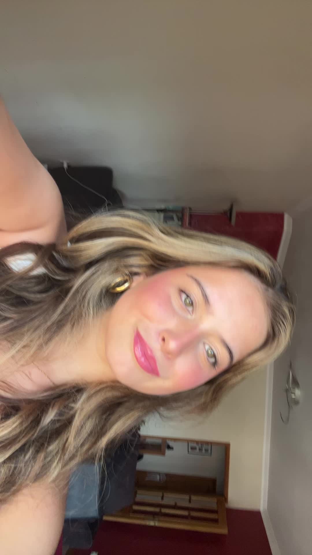 @Juliii๐ท