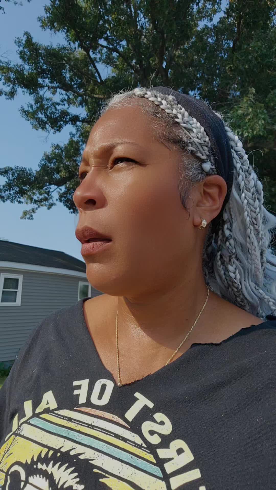 @aishakramer