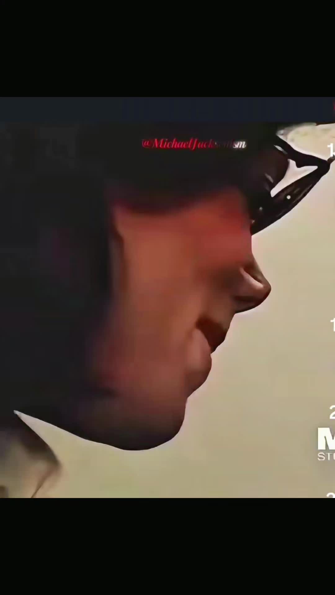@TeeraeSings