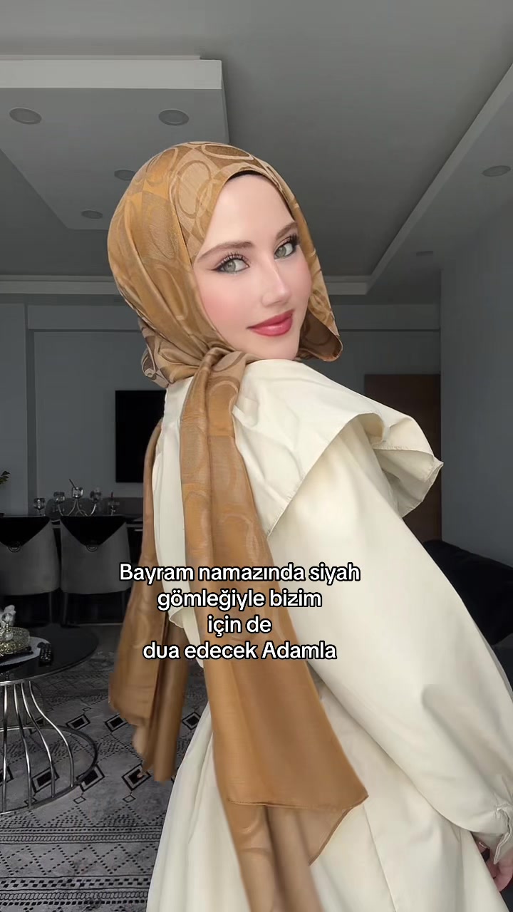 @𝓐𝓵𝓮𝔂𝓷𝓪🎀