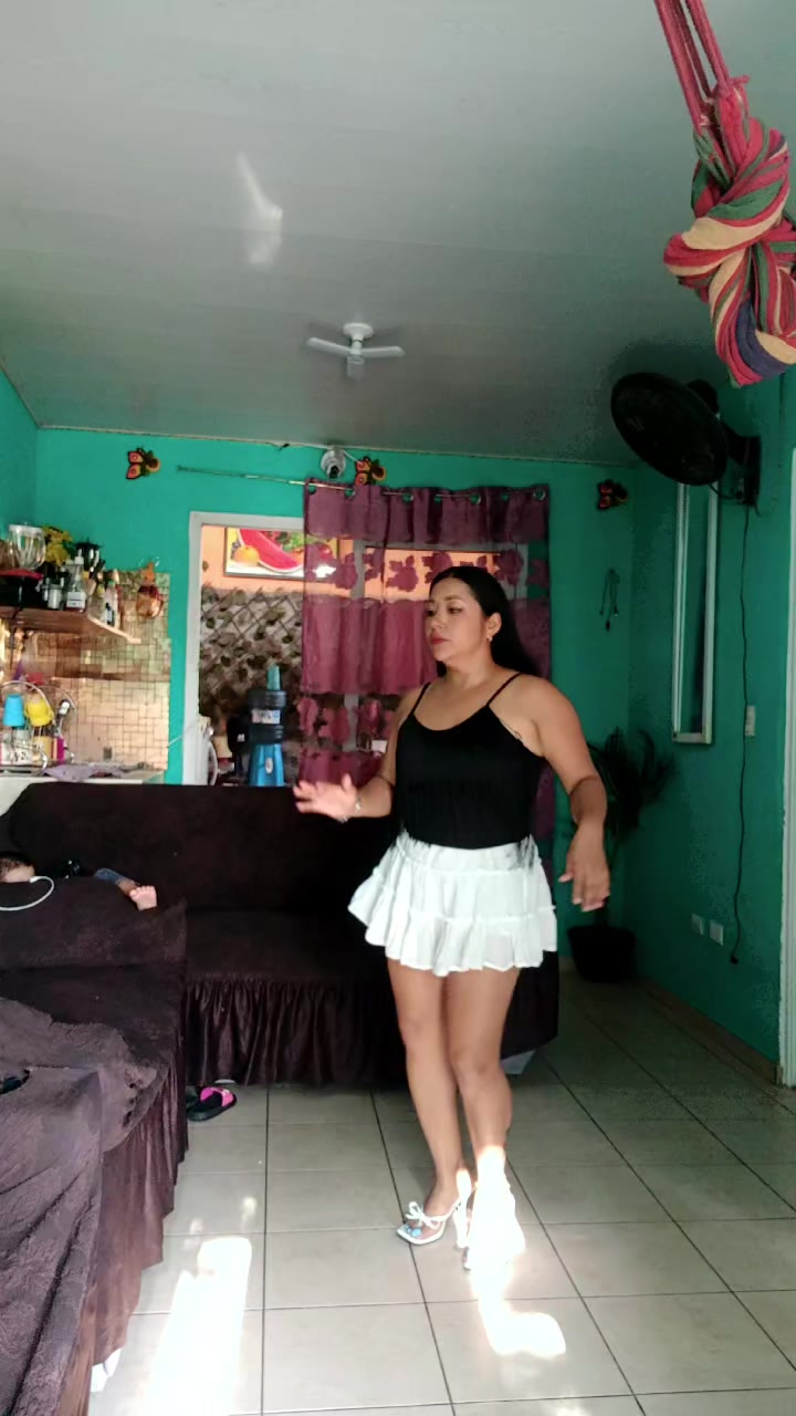 @CAMILA FLORES