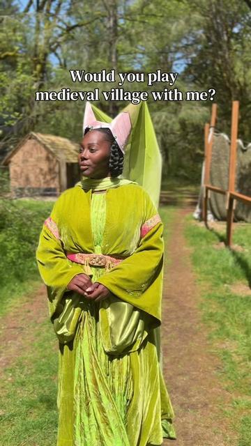 @Soulaani Seamstress