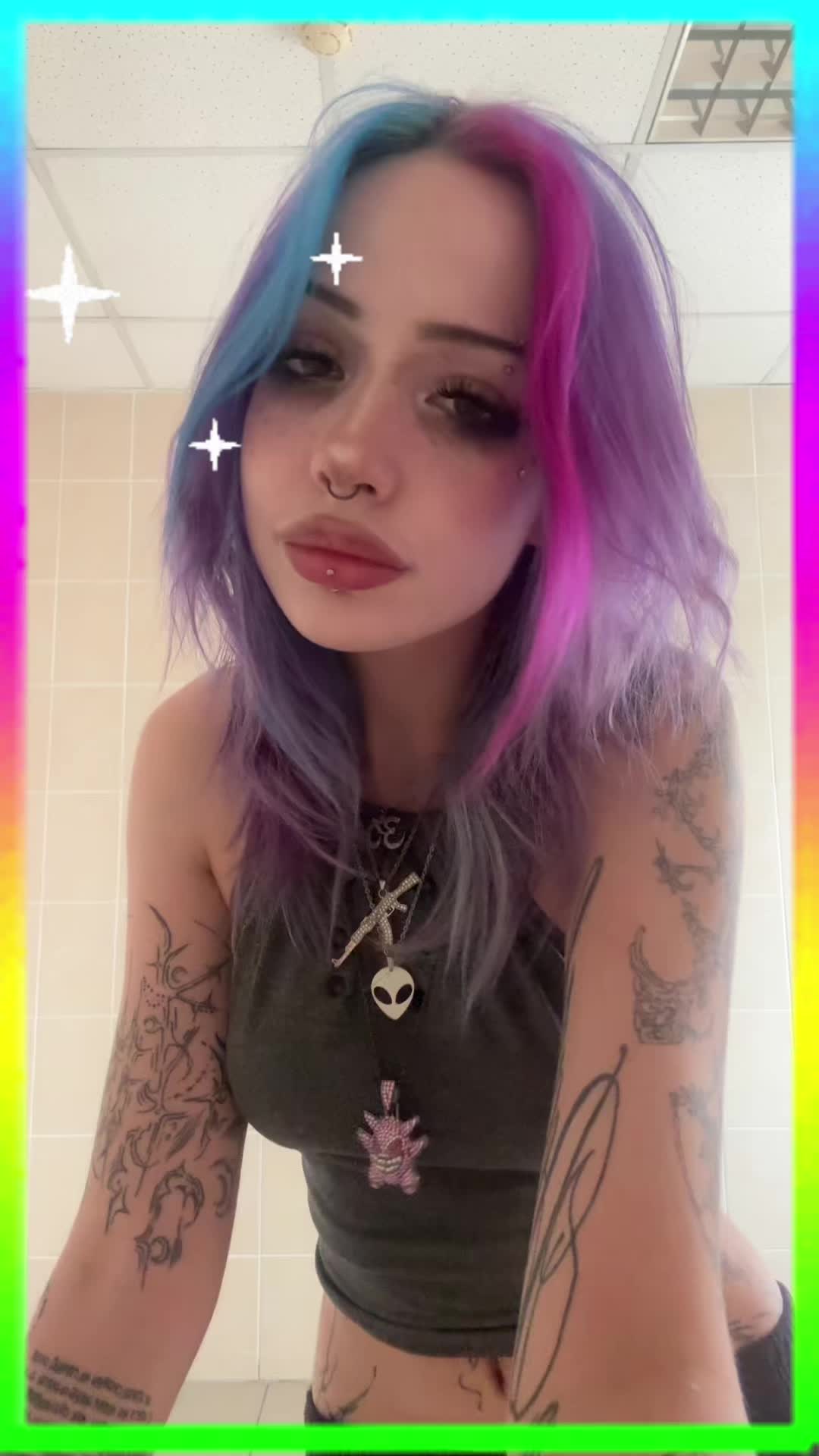 @exumi