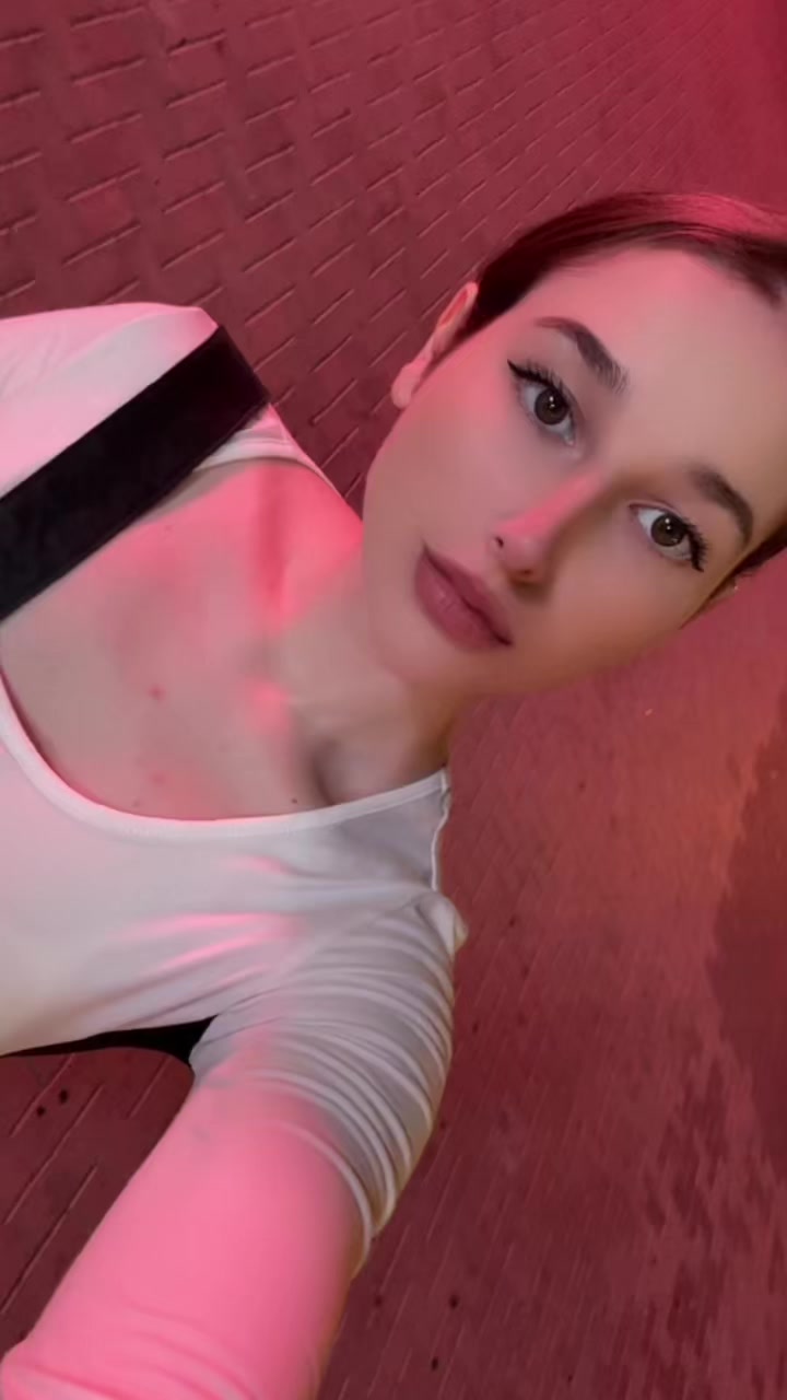 @goddess 🦊