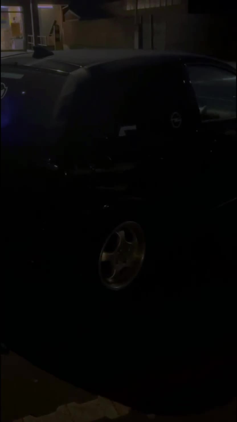 @Black_corsa