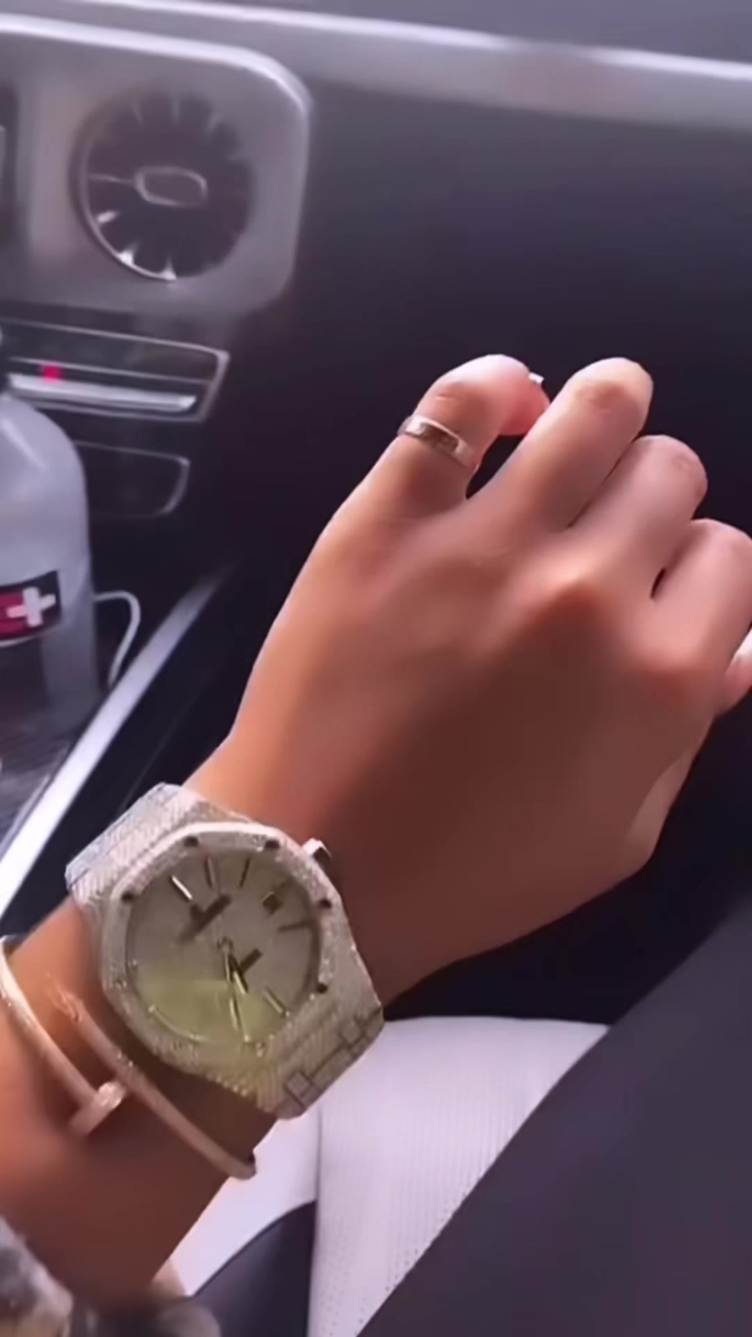 @๐๐