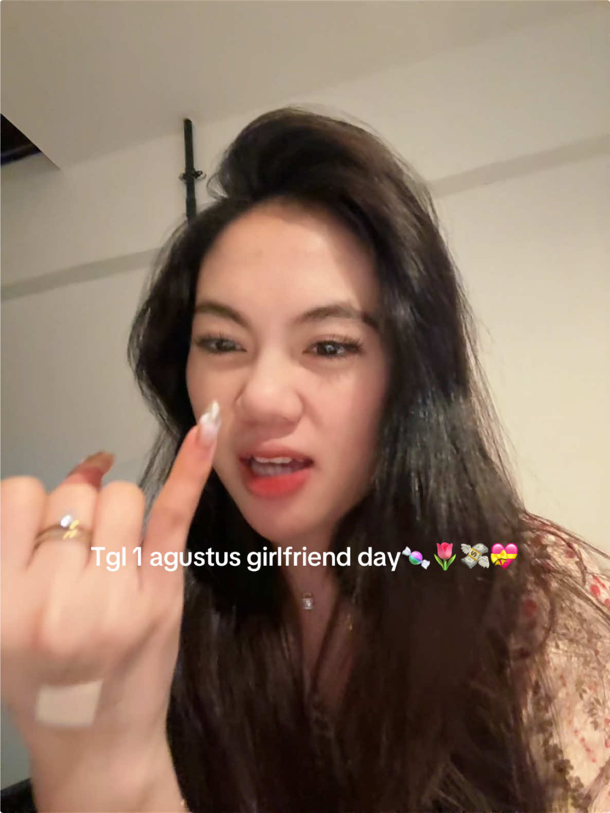 @AGNESSTANIA