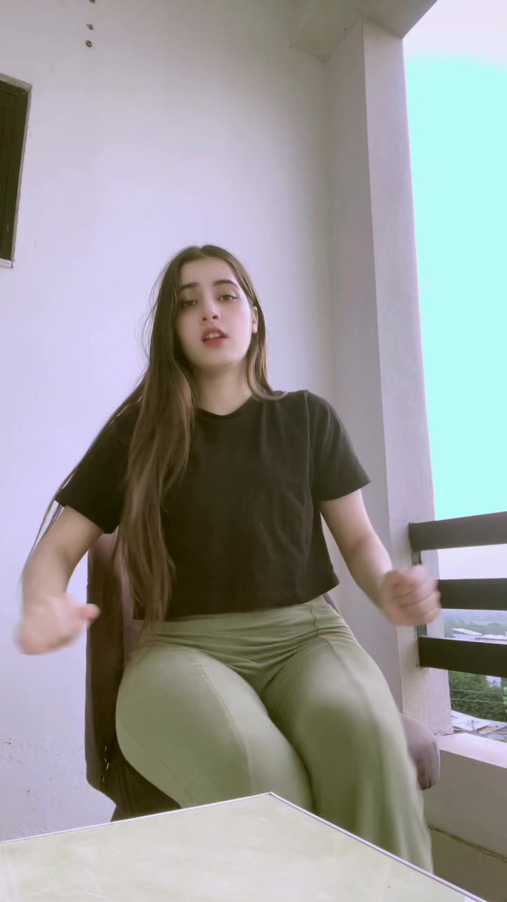 @Esha cutie