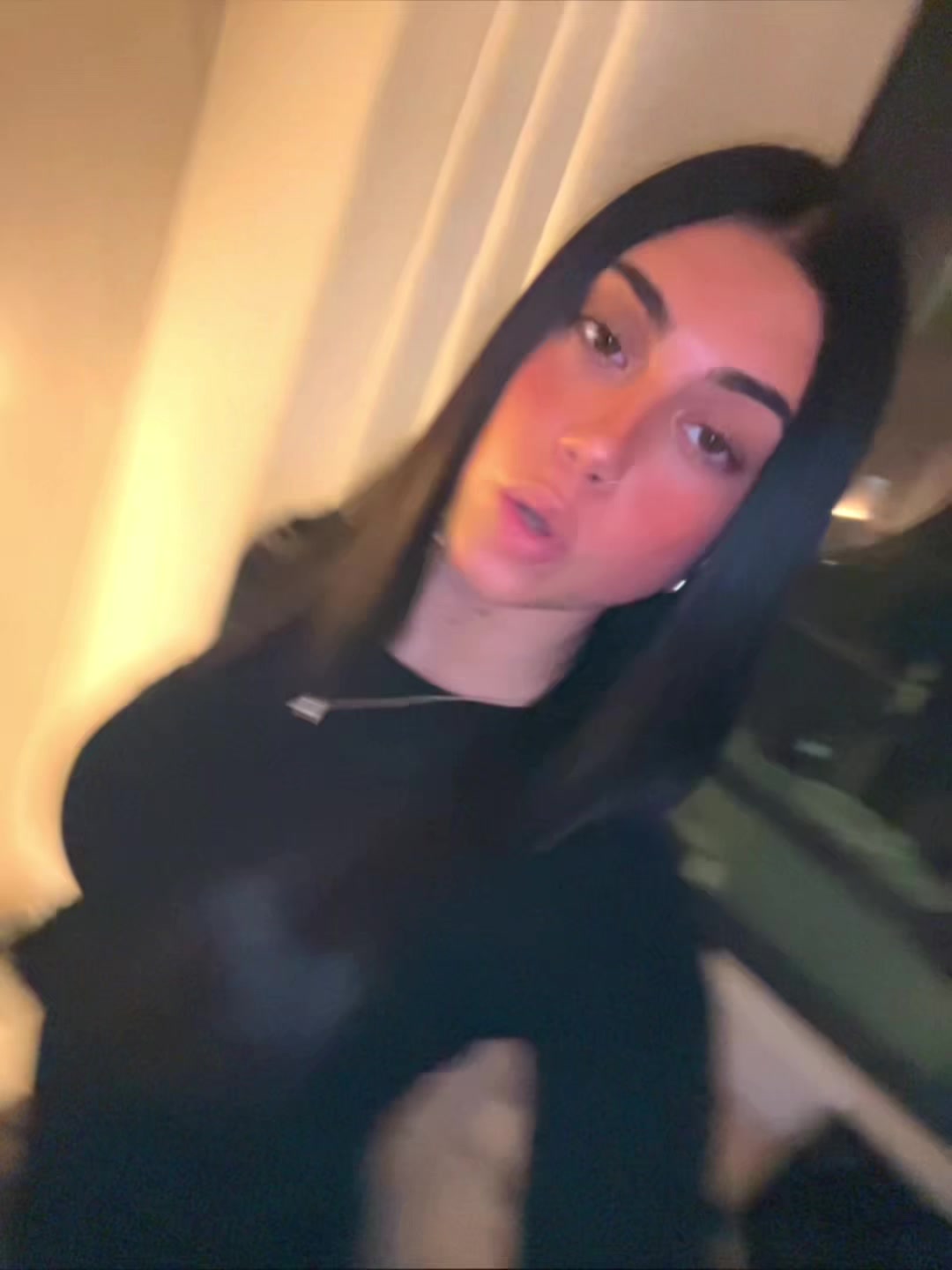 @𝓪𝓼𝓲𝓪🍒