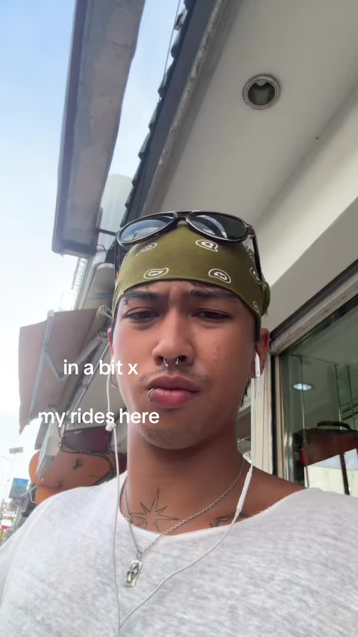 @r.dog