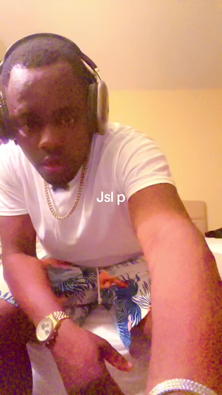 @Josue Belomond