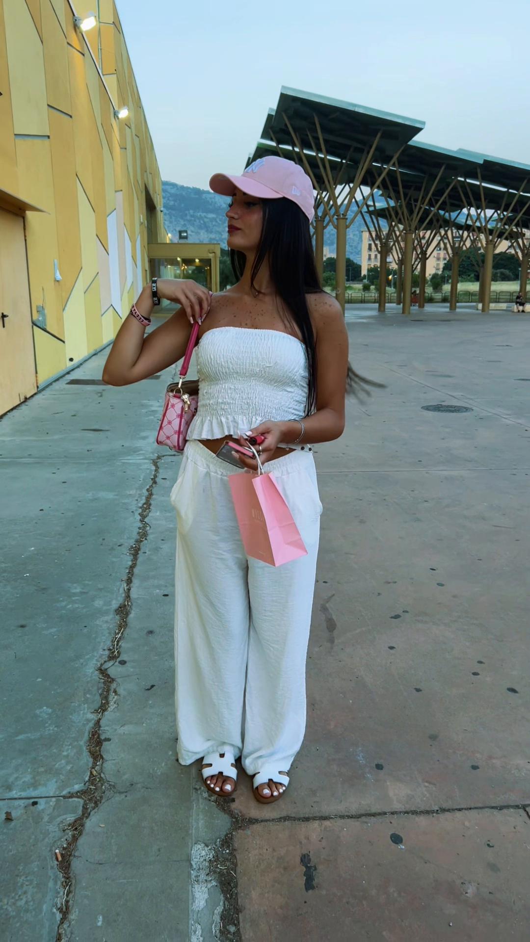 @𝐿𝒾𝓃𝒹𝒶👑