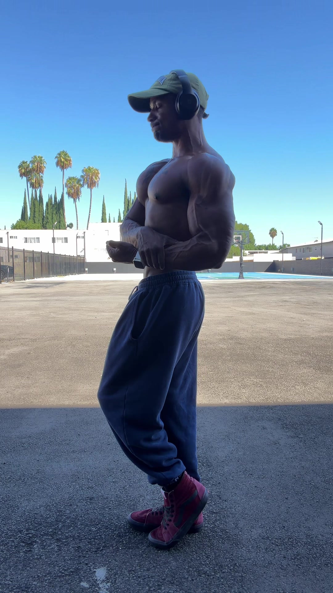 @LJ_Aesth3tic