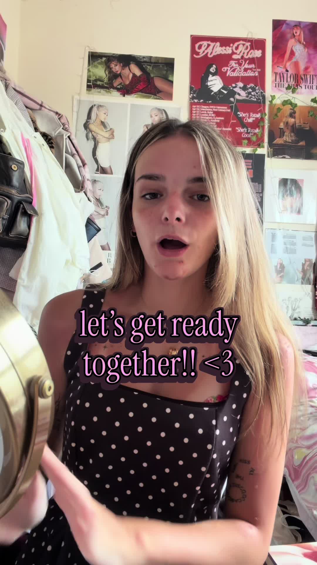 @molly ⋆˙⟡♡