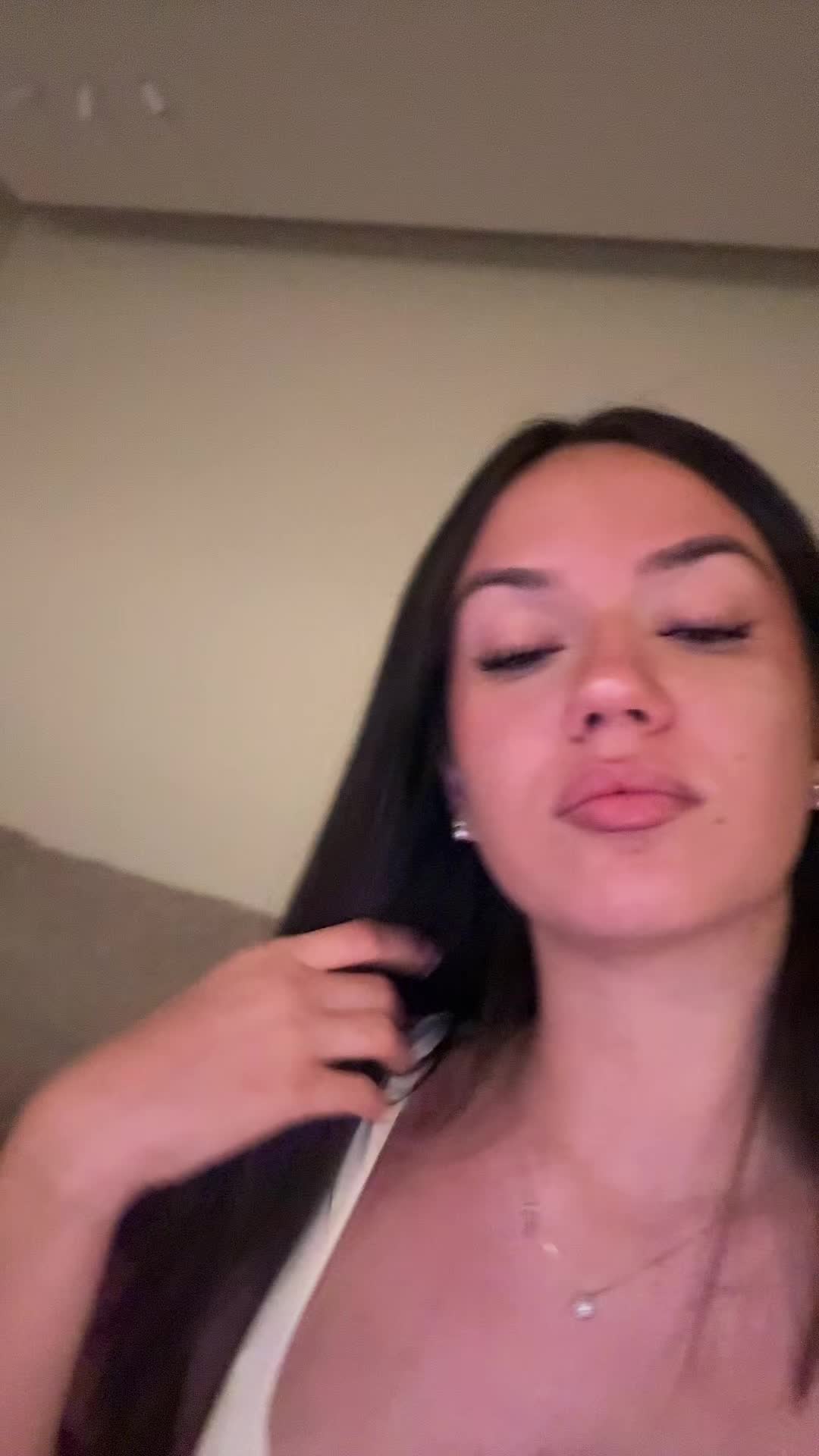 @adriana