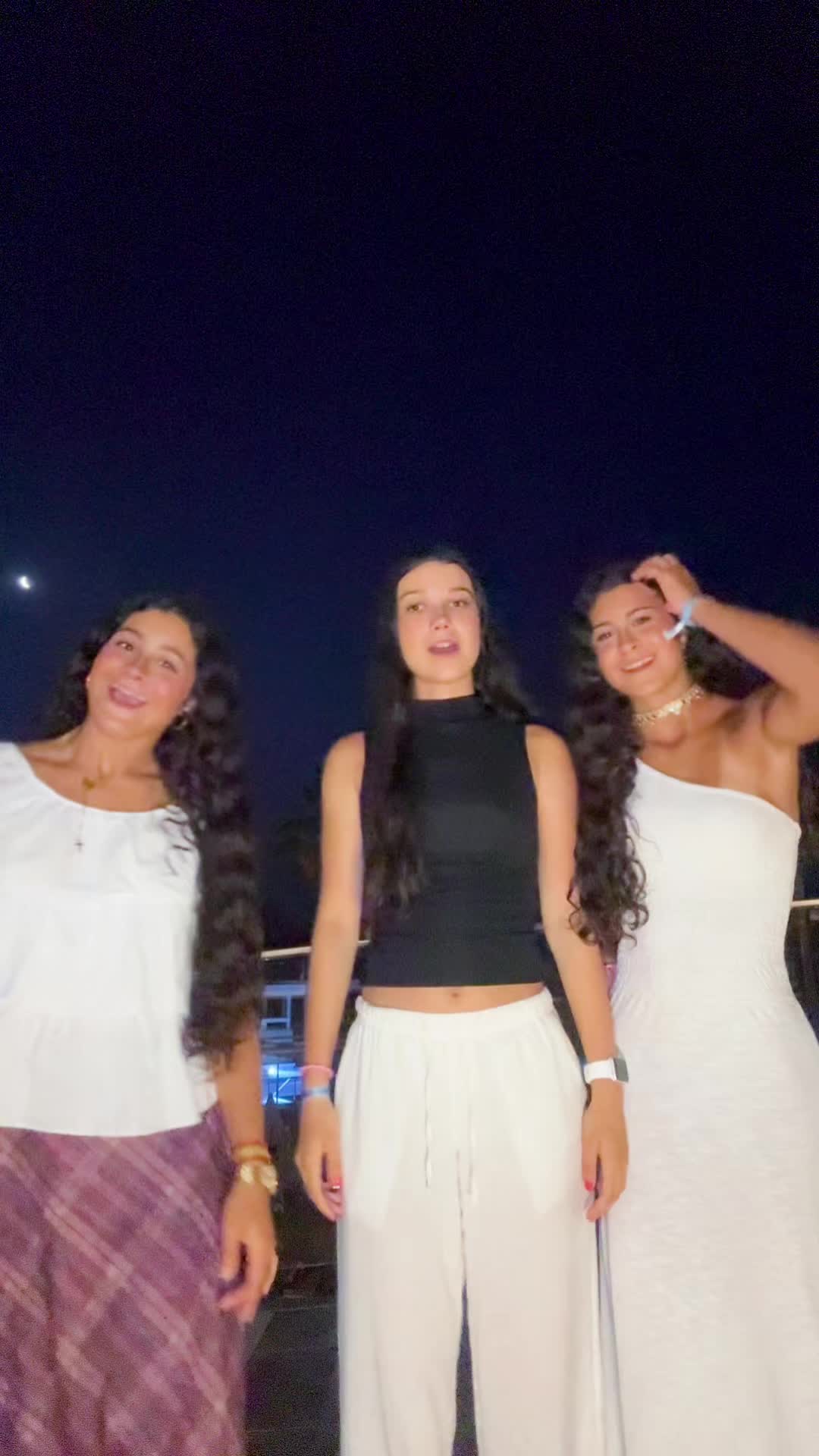 @ana y luna