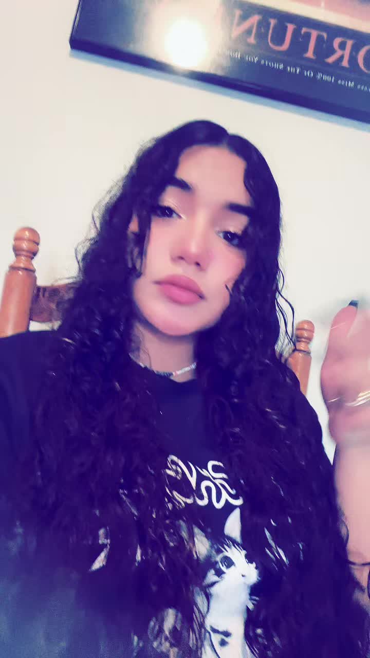 @Valentina📿🇪🇪