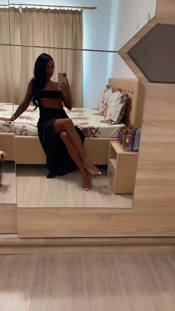@Laura