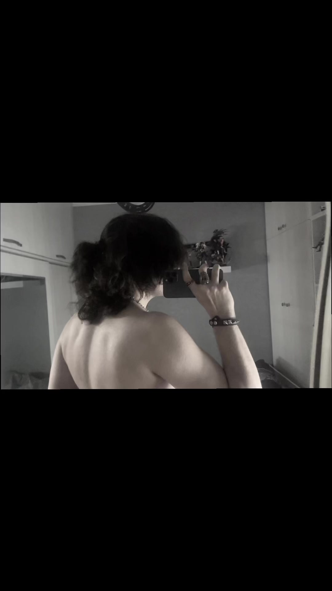 @blooodyravenn