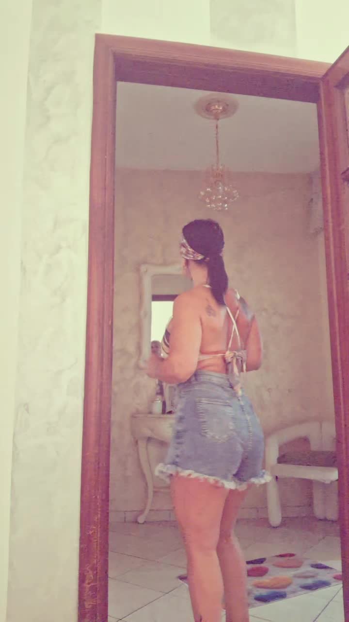 @melina105