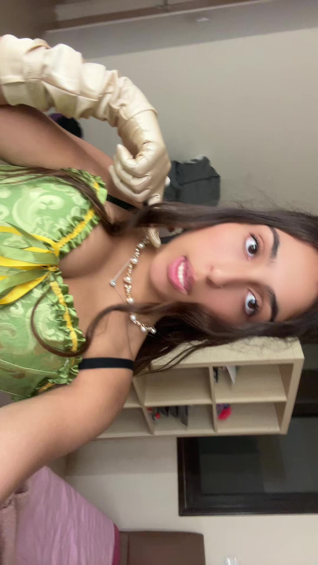 @nefeli