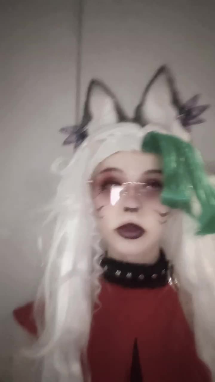 @Cosplayer