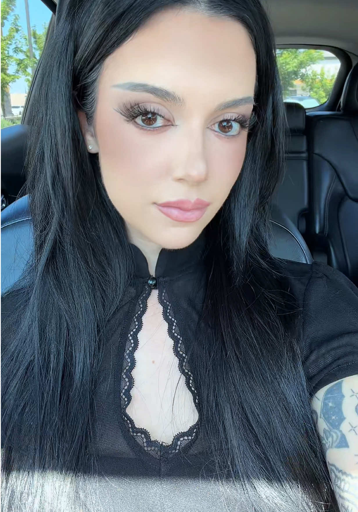 @Jenn<3