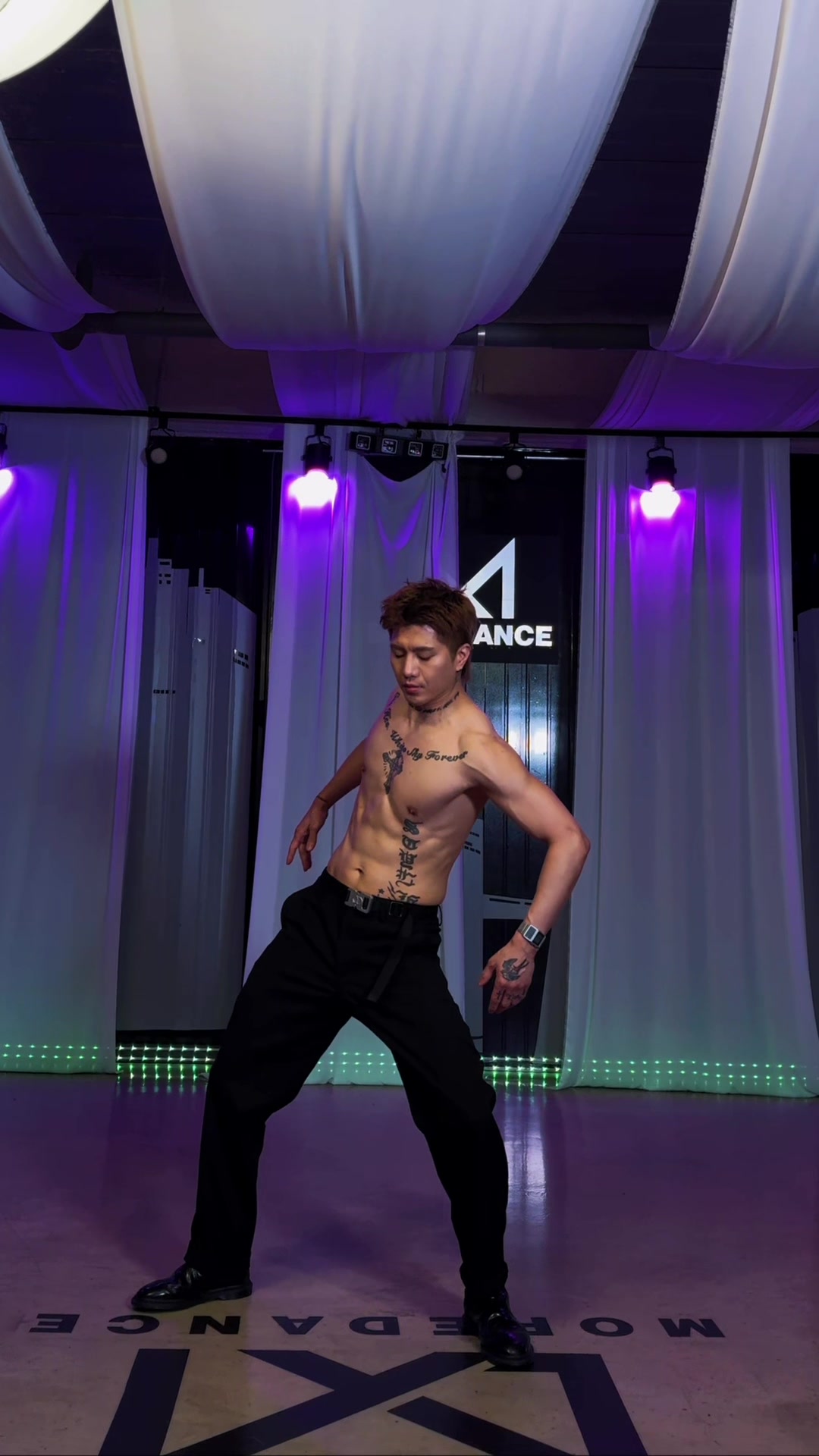 @81 Dad๐ฐ๐ท(Young D)
