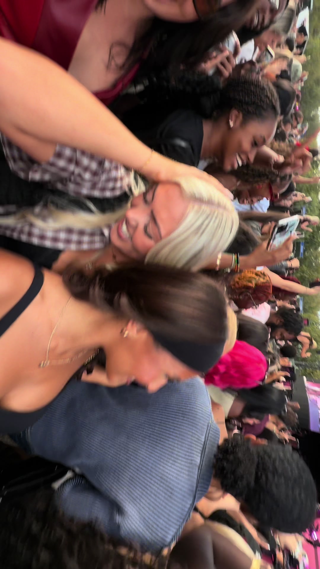 @Liv